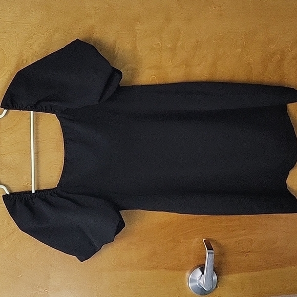 💚HP💚NWT J. ING Lightweight Black Puff Sleeve Mini Dress with Side Zip - Picture 9 of 11